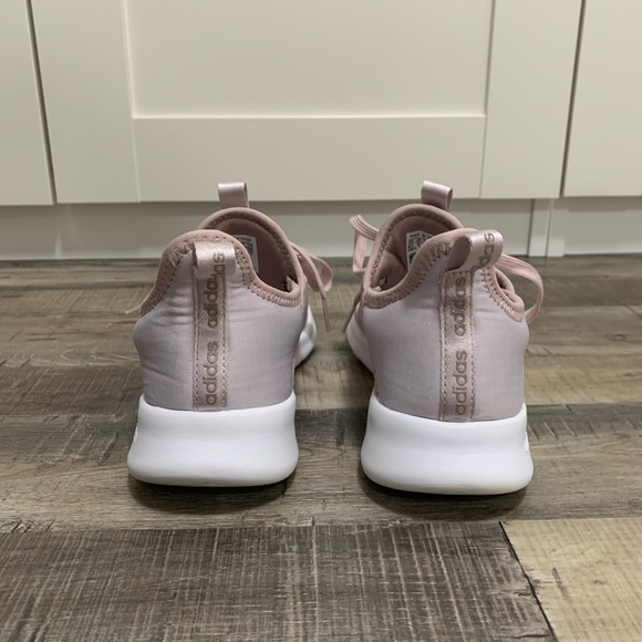 Adidas running shoes - Picture 3 of 4